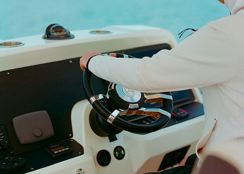 charter-boat-18b